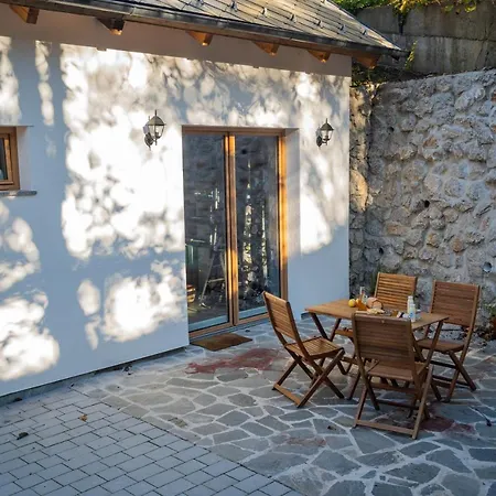 Vikendica House Of *